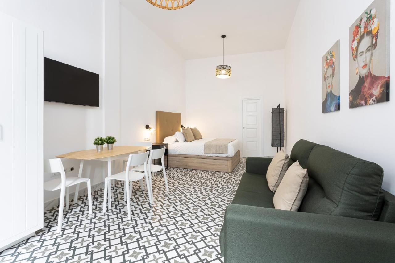 Holidays2Malaga Picasuss Loft New Built Close Huelin Beach And Promenade Luaran gambar