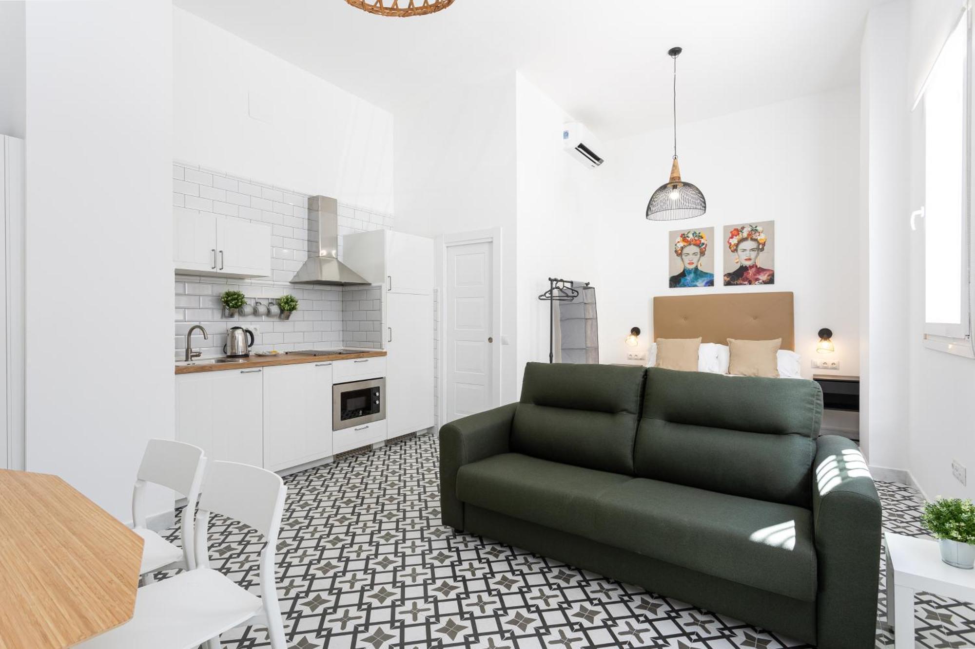 Holidays2Malaga Picasuss Loft New Built Close Huelin Beach And Promenade Luaran gambar